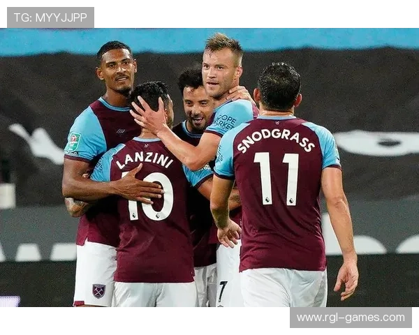 赫尔城强势晋级足总杯八强,球迷期待惊喜征程 赫尔城强势晋级足总杯八强,球迷期待惊喜征程